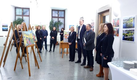 Vernisáž výstavy fotografií ZZS JčK v Českých Budějovicích